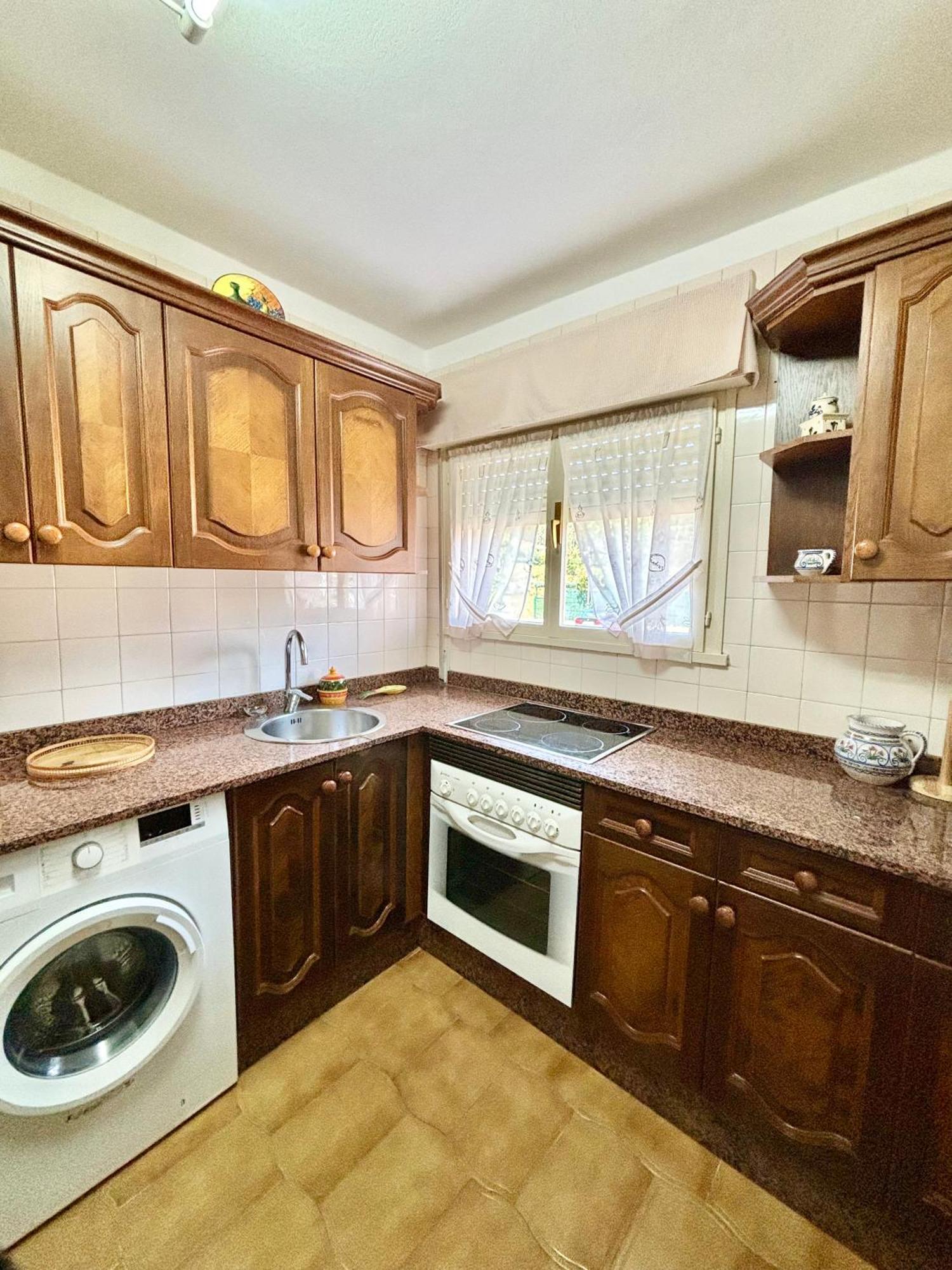 Piso En El Precioso Pueblo De Colungaアパートメント エクステリア 写真